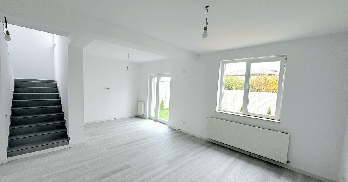 Casa tip duplex, P+1, 4 camere, 111mp utili, 300mp teren, Domnesti