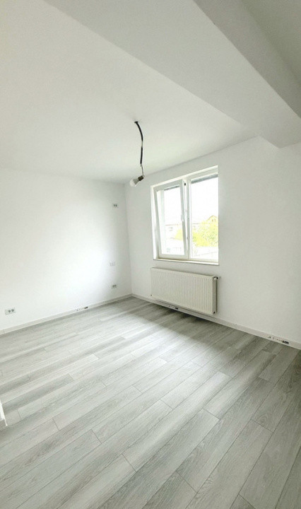 Casa tip duplex, P+1, 4 camere, 111mp utili, 300mp teren, Domnesti