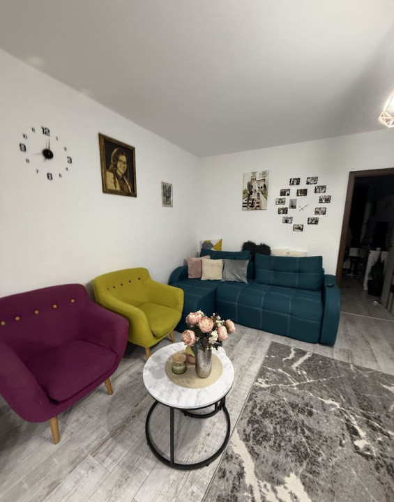 Apartament cu 3 camere la cheie zona Tineretului.