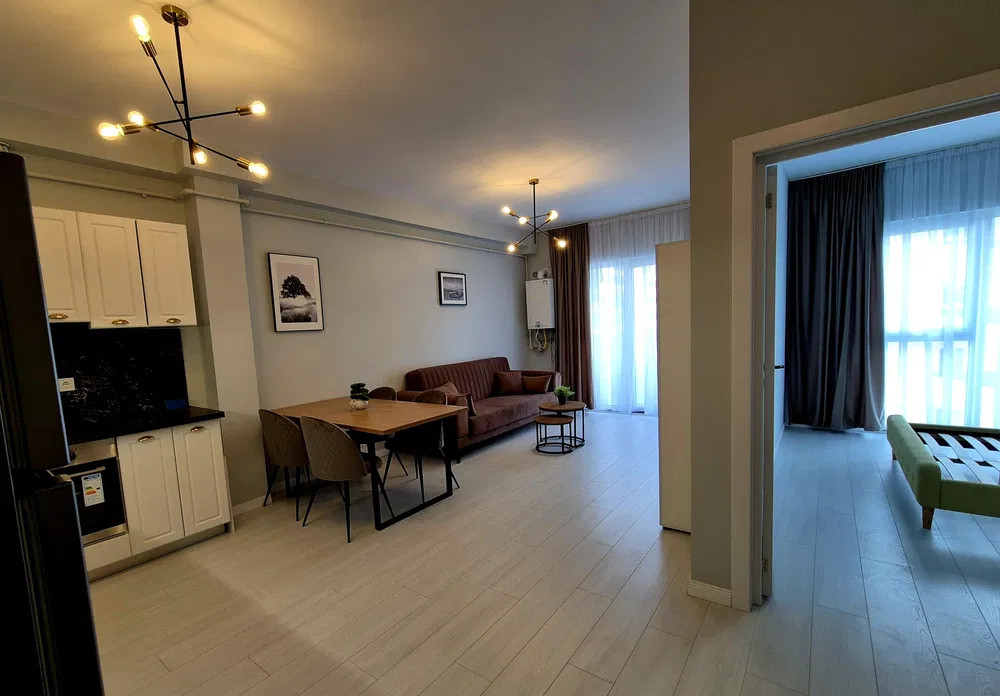 Aparatment 2 camere de 44mp plus terasa , zona : Floresti Eroilor