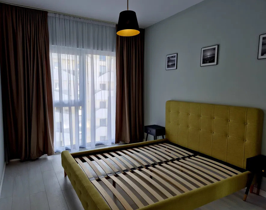 Aparatment 2 camere de 44mp plus terasa , zona : Floresti Eroilor