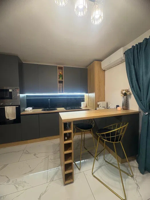 Apartament 2 camere de 42mp plus terasa 14,3mp zona : Metro