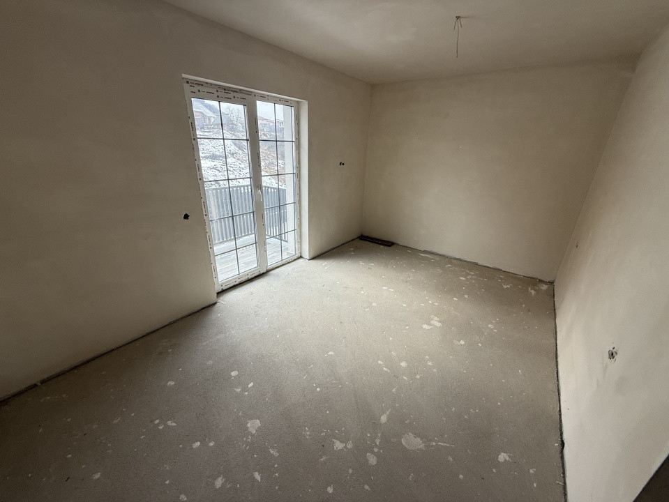 CASĂ NOUĂ CU GARAJ, 150 MP, LÂNGĂ PROFI CHINTENI