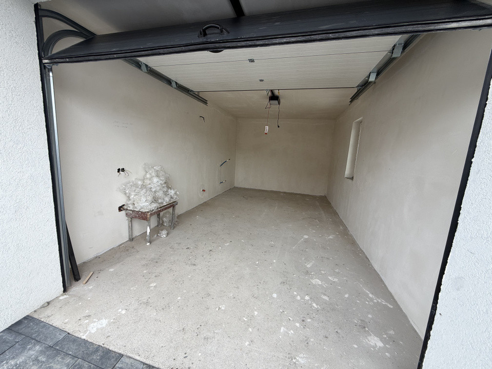 CASĂ NOUĂ CU GARAJ, 150 MP, LÂNGĂ PROFI CHINTENI