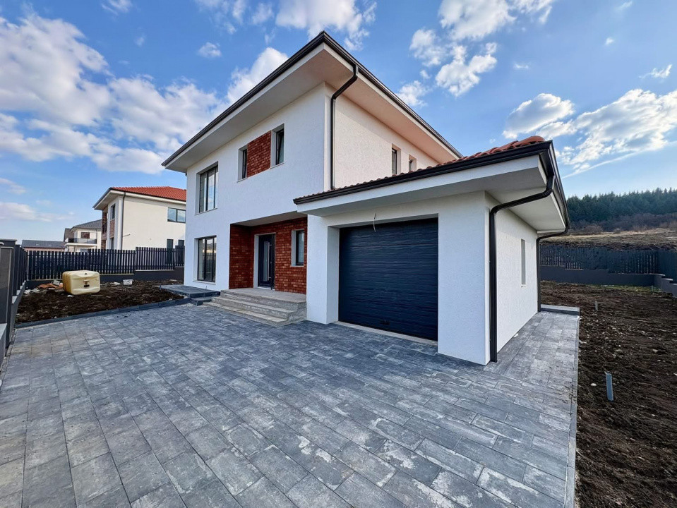 CASĂ NOUĂ CU GARAJ, 150 MP, LÂNGĂ PROFI CHINTENI