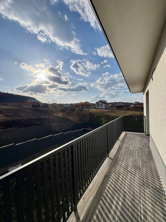 CASĂ NOUĂ CU GARAJ, 150 MP, LÂNGĂ PROFI CHINTENI