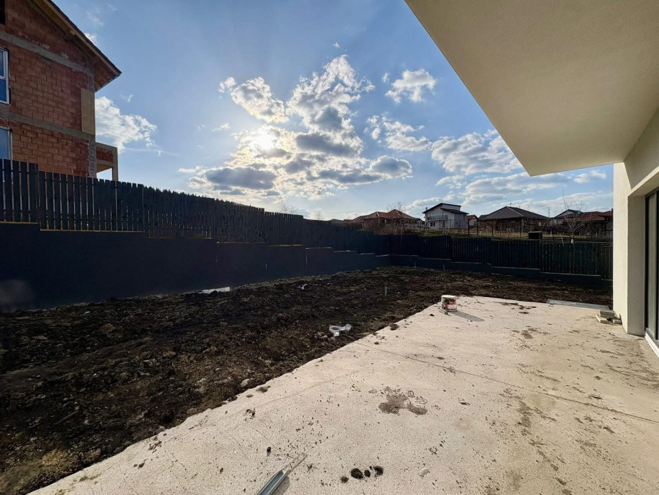 CASĂ NOUĂ CU GARAJ, 150 MP, LÂNGĂ PROFI CHINTENI