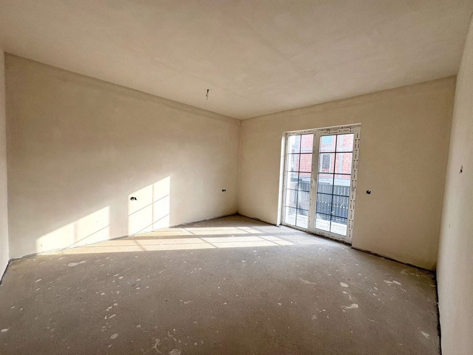 CASĂ NOUĂ CU GARAJ, 150 MP, LÂNGĂ PROFI CHINTENI