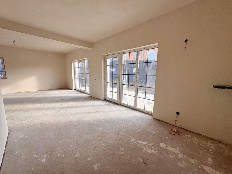 CASĂ NOUĂ CU GARAJ, 150 MP, LÂNGĂ PROFI CHINTENI