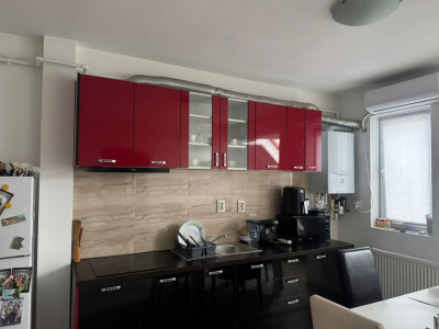Apartament de vanzare 2 camere,Zona Eroilor 