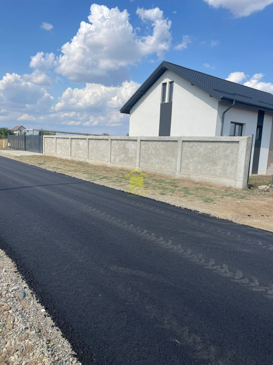 Casa pe parter + mansarda, 100mp utili, 300mp teren liber, Domnesti