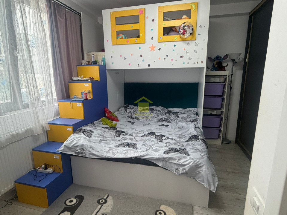 Casa pe parter + mansarda, 100mp utili, 300mp teren liber, Domnesti