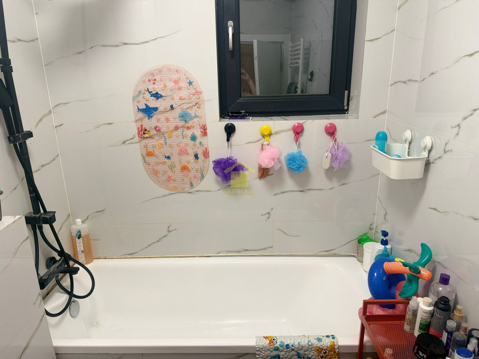 Casa pe parter + mansarda, 100mp utili, 300mp teren liber, Domnesti