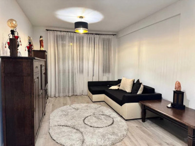 Apartament de vanzare,Zona Cetatea Fetei