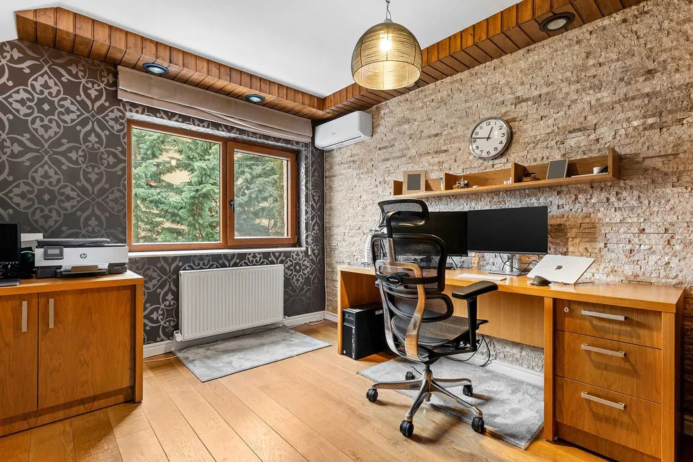 Casa de vanzare 203mp , teren 354 zona : Manastur 