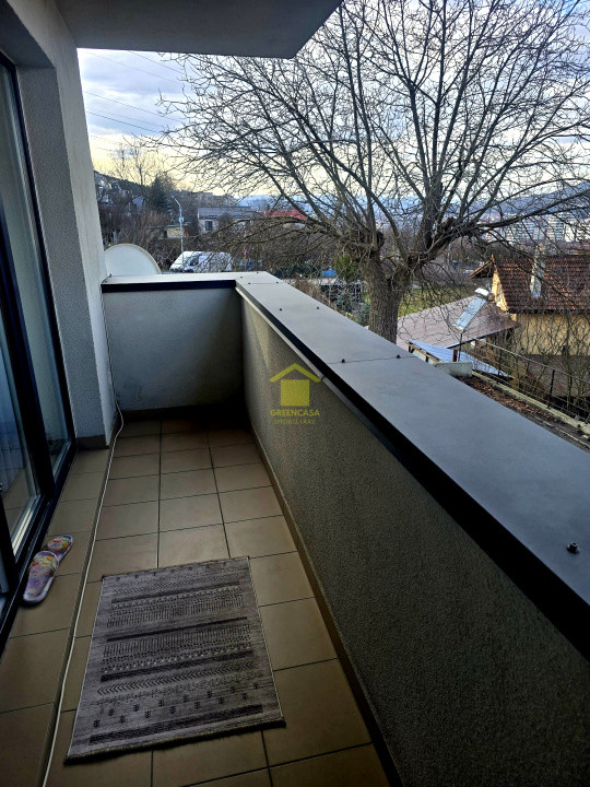 Apartament 2 camere, balcon 15mp, zona Vivo