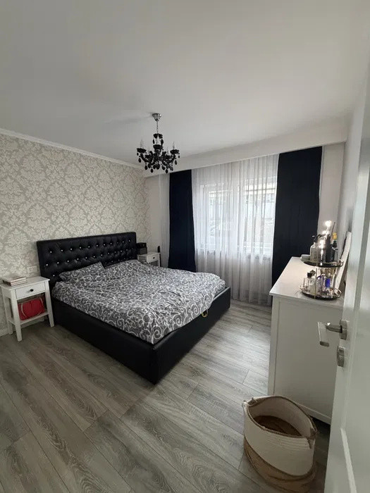 Apartament de vanzare 3 camere ,Zona Marasti 