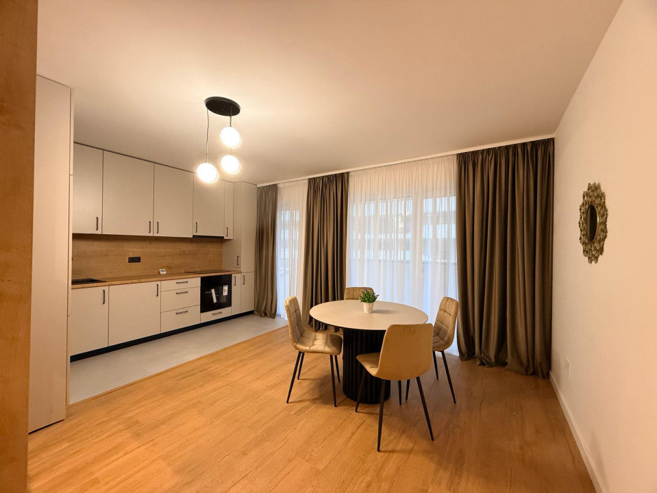 Apartament modern, 2 camere, 55mp, terasa 12mp, zona Eroilor