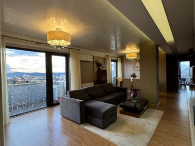 Apartament 3 camere, 90mp, 4 balcoane, zona Europa