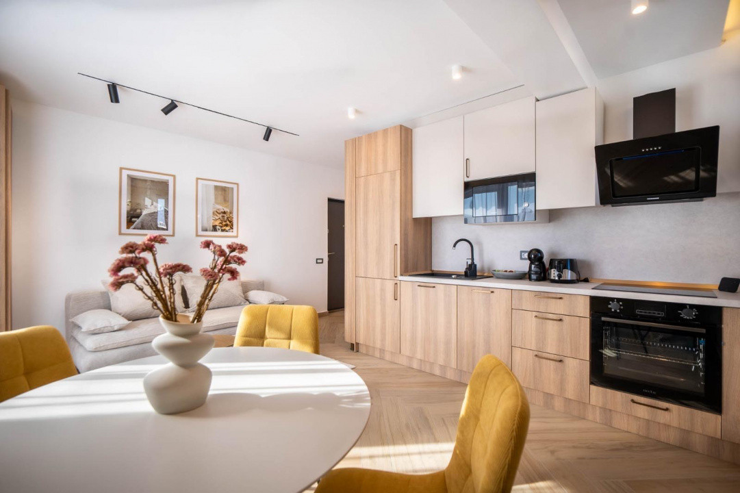 Spațiu tehnic cu utilizare rezidențială, Terase panoramice,jacuzzi, Intre Lacuri