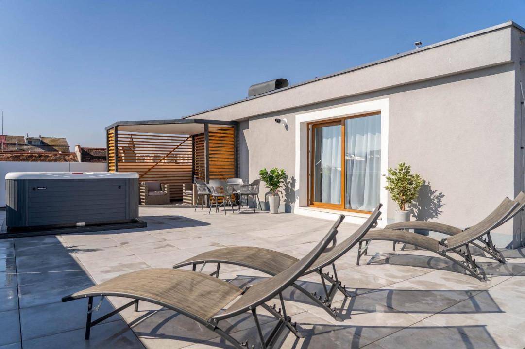 Spațiu tehnic cu utilizare rezidențială, Terase panoramice,jacuzzi, Intre Lacuri