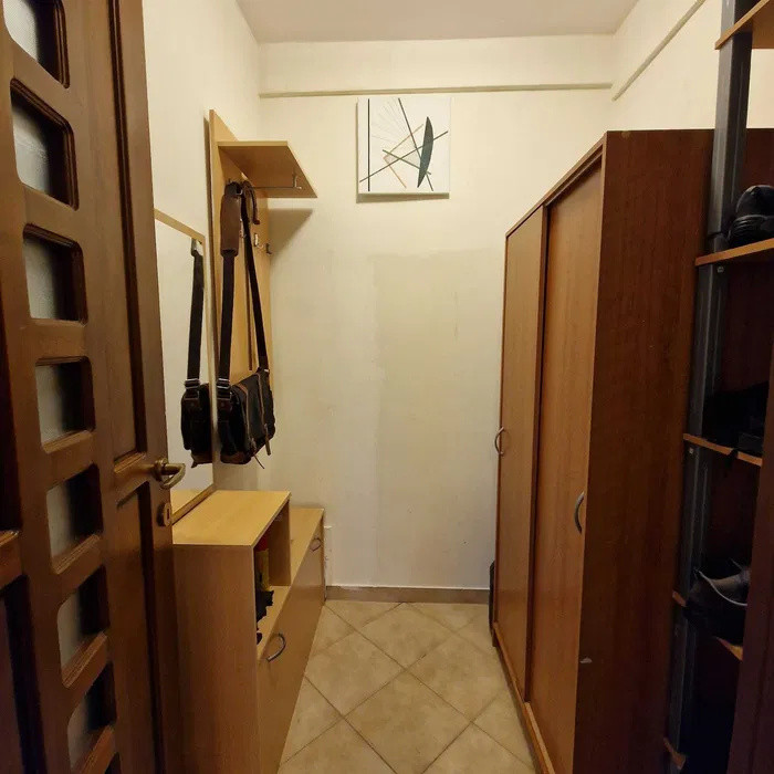 Apartament de vanzare 2 camere,Zona Stejarului