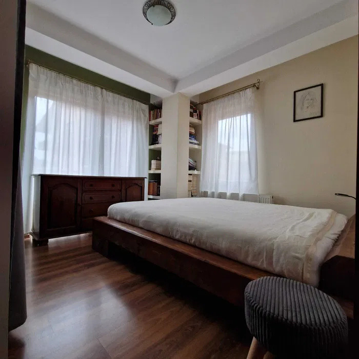 Apartament de vanzare 2 camere,Zona Stejarului