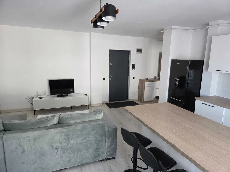 Apartament de inchiriat 2 camere , 54mp, zona Vivo