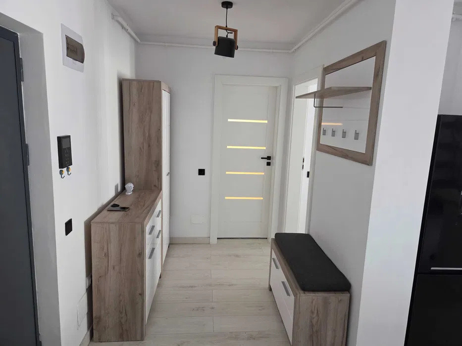 Apartament de inchiriat 2 camere , 54mp, zona Vivo