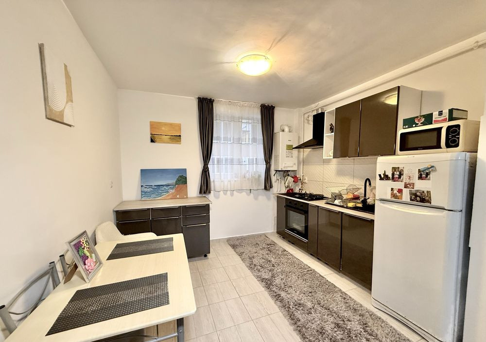 Apartament 3 Camere la cheie - zona Sesul de Sus