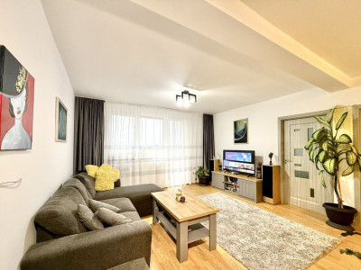 Apartament 3 Camere la cheie - zona Sesul de Sus