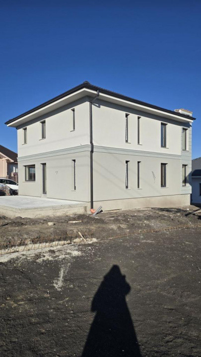 Case individuale în curs de edificare – Chinteni
