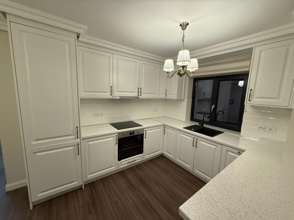 Casă duplex modernă cu acces separat, terase panoramice și curte privată – Zona 