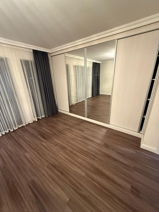 Casă duplex modernă cu acces separat, terase panoramice și curte privată – Zona 