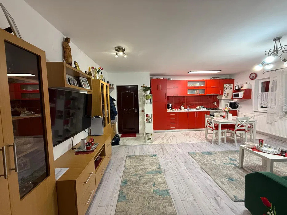 Apartament de vanzare 2 camere,Zona Eroilor 