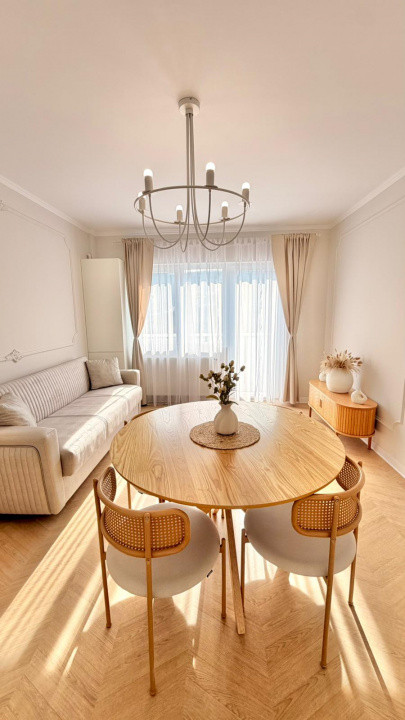 Apartament 3 camere, mobilat modern, etaj intermediar, zona Terra 