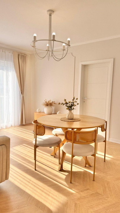 Apartament 3 camere, mobilat modern, etaj intermediar, zona Terra 