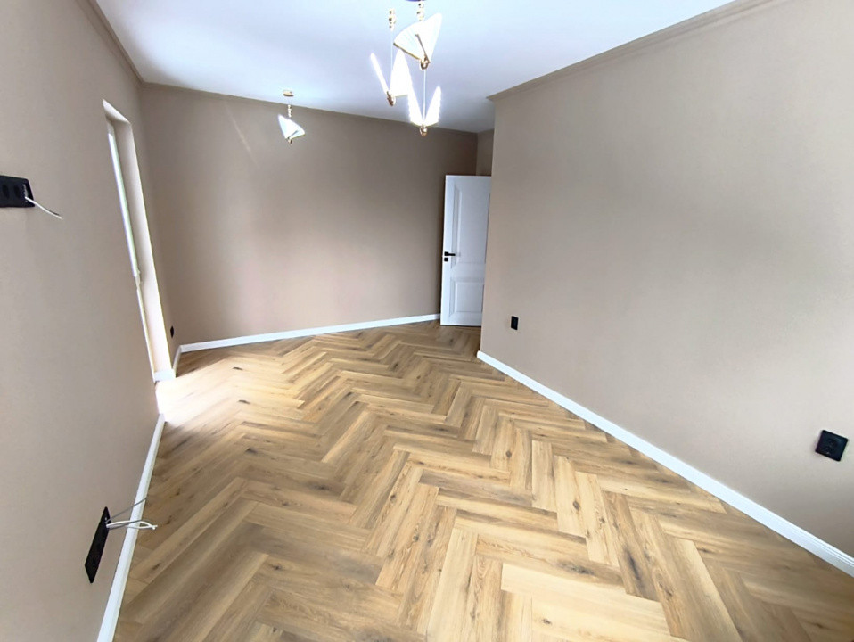 Apartament 2 camere FInisat 55mp zona Terra ,Floresti 