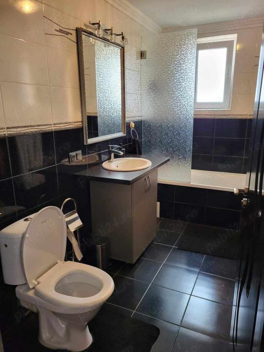 Apartament 3 camere pe 2 niveluri, 79 mp.– Florești, str. Eroilor