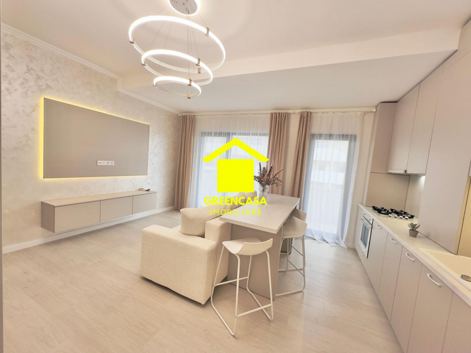 Apartament 3 camere, lux, terasa 11mp, Eroilor, Floresti