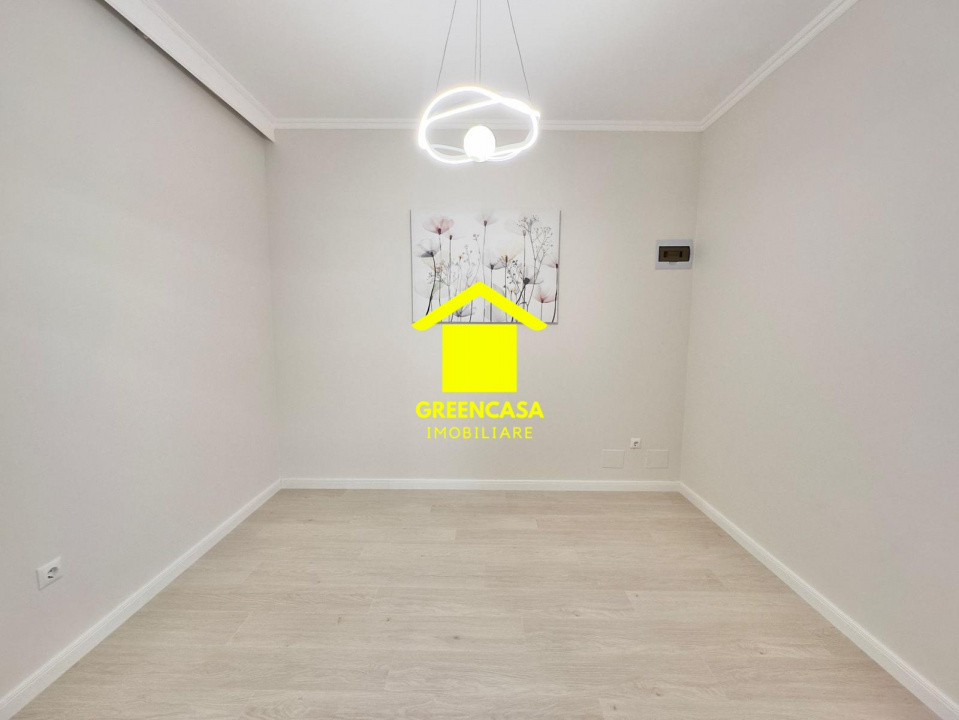Apartament 3 camere, lux, terasa 11mp, Eroilor, Floresti
