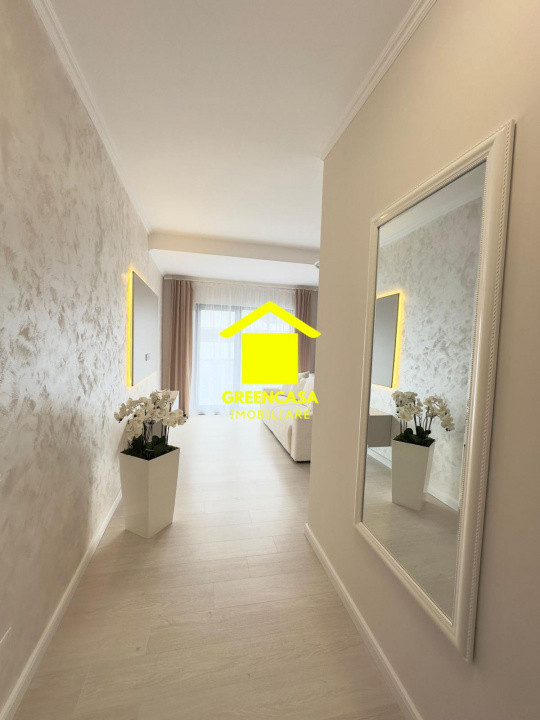 Apartament 3 camere, lux, terasa 11mp, Eroilor, Floresti
