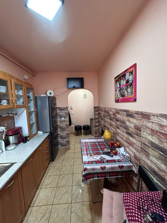 Apartament de vânzare, 1 cameră, de 40 mp, zona Florești