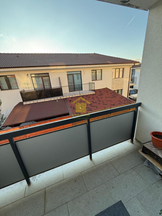 Apartament 3 camere decomandate, 67mp, etaj 1, zona Sesul de Sus