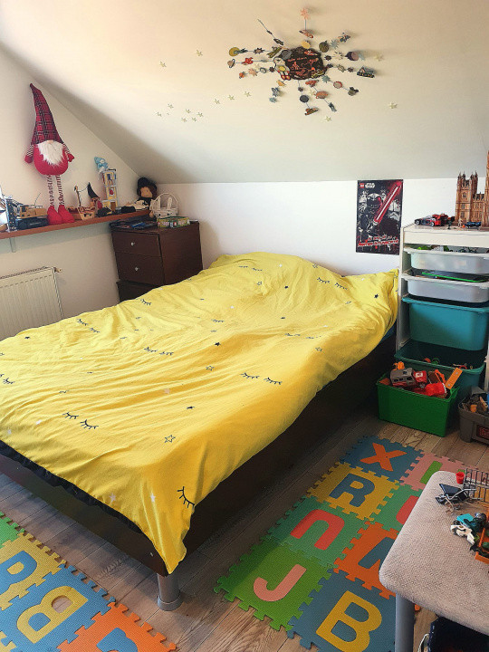 Casă individuală de vânzare, Salicea, zona Centru Vârstnici Posaida