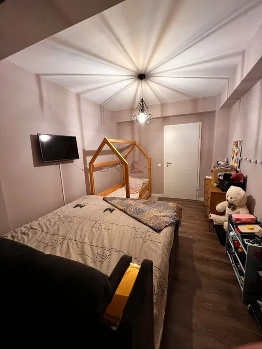 Apartament 2 camere de 56mp plus 2 balcone zona : Floresti 