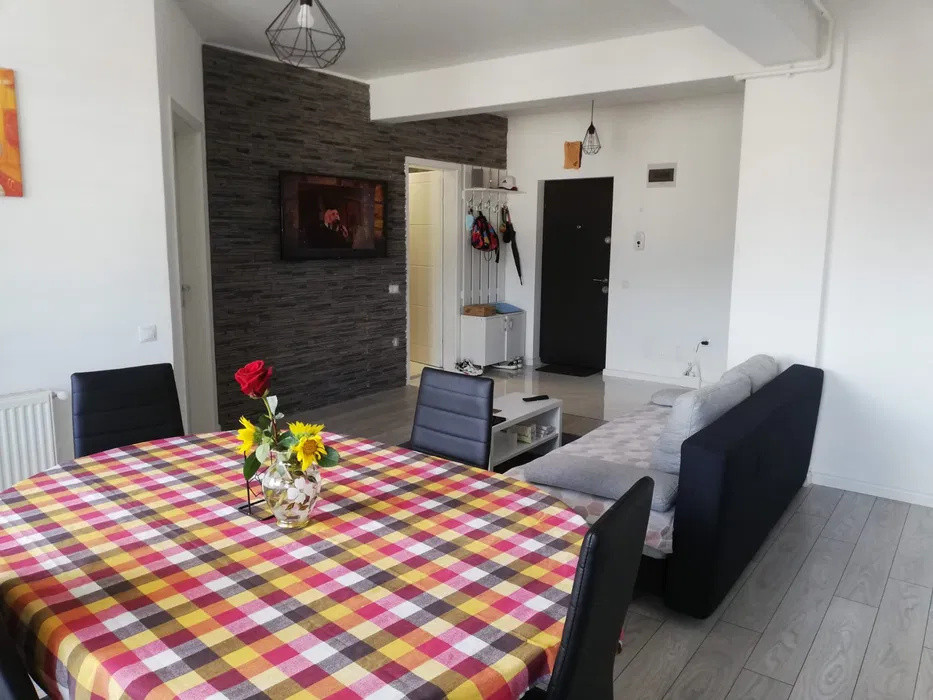 Apartament 2 camere de 58mp balcon 4mp ,zona: Floresti Urusagului