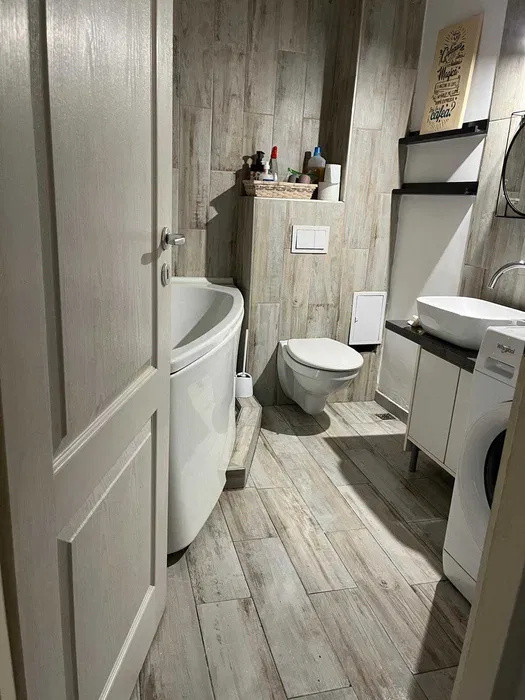 Apartament de vanzare 1 camera,Zona Iulius Mall