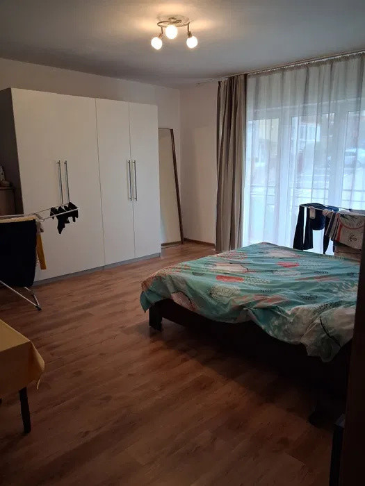 Apartament 2 camere de 46mp plus balcon 5mp zona: Stejarului