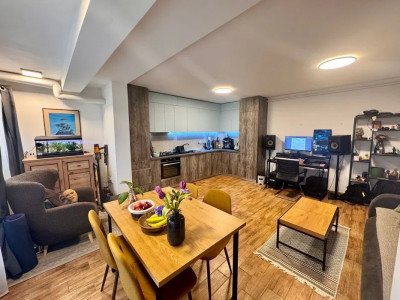 Apartament 2 camere de 50mp plus terasa 12mp , zona :Vivo Center